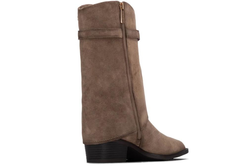 Bota cowboy de serraje para mujer Carmela 164328 taupe con tacón