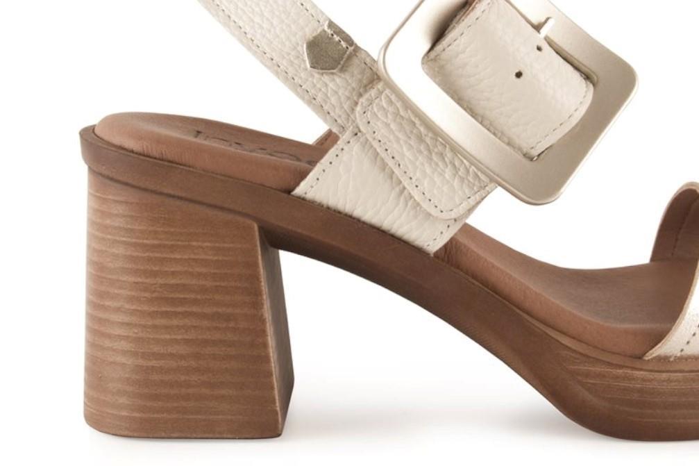 Sandalia con tacón Invogue S-40 platino para mujer