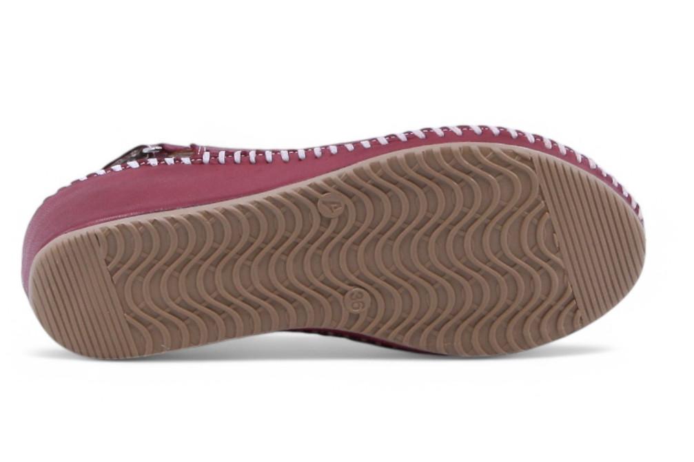 Sandalias cómodas Erase 793-60 burdeos para Mujer de Piel con Cuña y Puntera Cerrada | Comodidad y Estilo