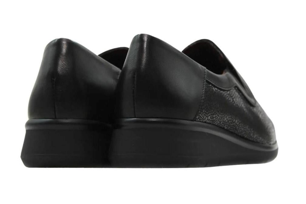 Mocasines cómodos Pitillos 10711 de color negro