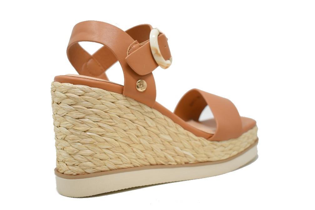 Sandalias con cuña Isteria 23073 en cuero para mujer