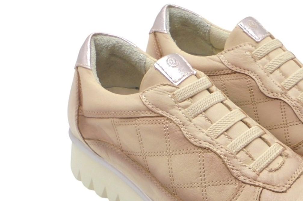 Zapatillas deportivas Erasa 4029 en beige