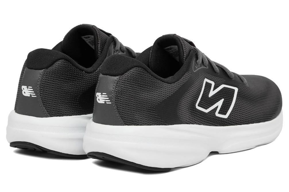 Zapatillas deportivas running New Balance 411 v4 M4114SQ para hombre en negro