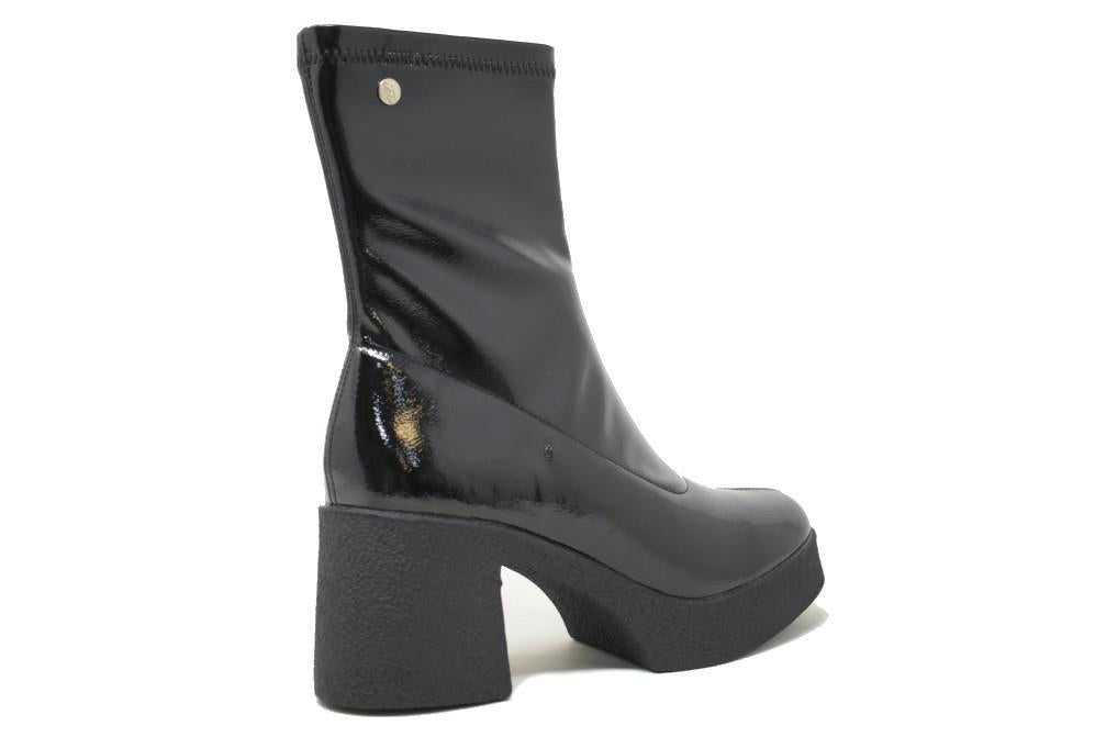 Botines de tacón Isteria 23211 en negro para mujer