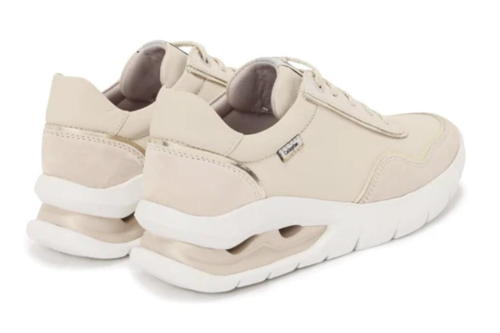 Zapatillas deportiva Callaghan 45823 en marfil para mujer