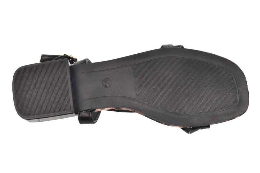 Sandalias planas Isteria 25084 para mujer en negro