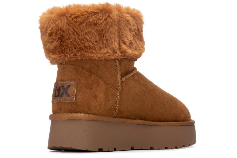 Botines snow XTI 144719 en color camel