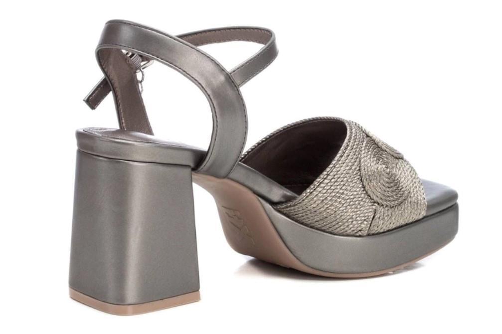 Sandalias tacón XTI 142845 en plomo para mujer