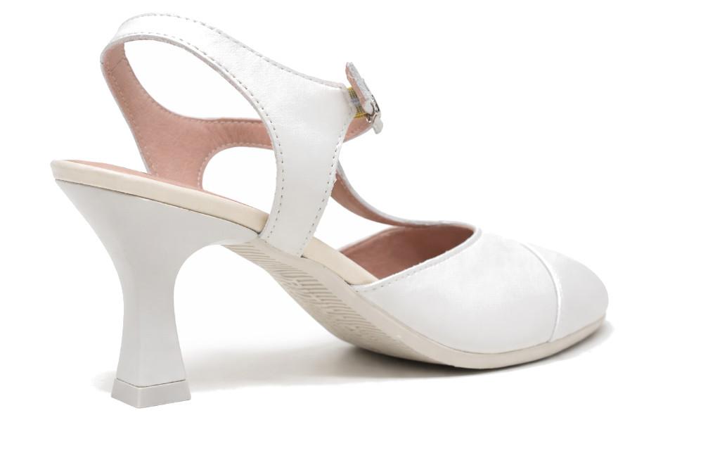 Zapatos de tacón Pitillos 11193 en color blanco para mujer