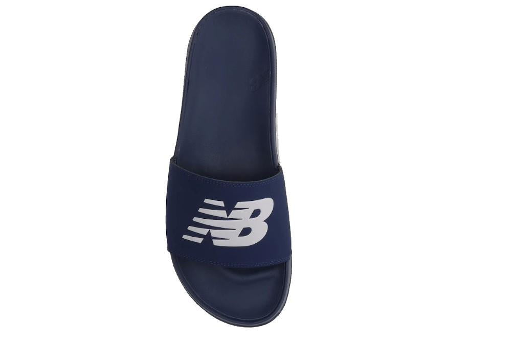 Chanclas de piscina New Balance SUF200C3 en azul marino para hombre
