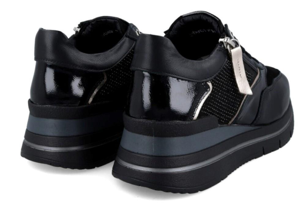 Zapatillas deportivas Walk&Fly Nimega SS24-11 en negro para mujer