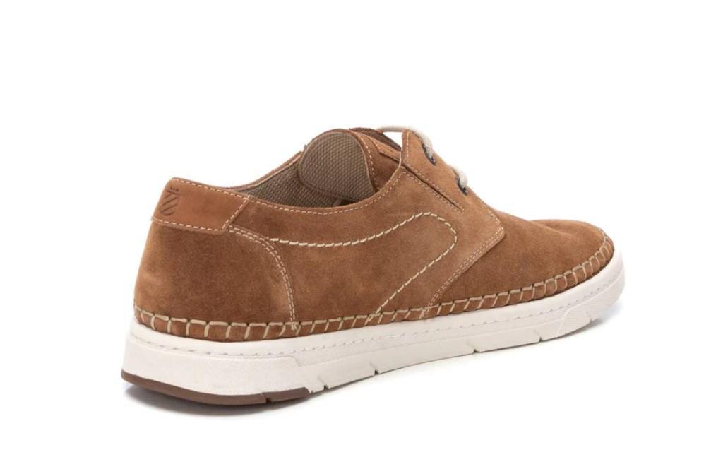Zapatos con cordones Carmela 16145403 en camel