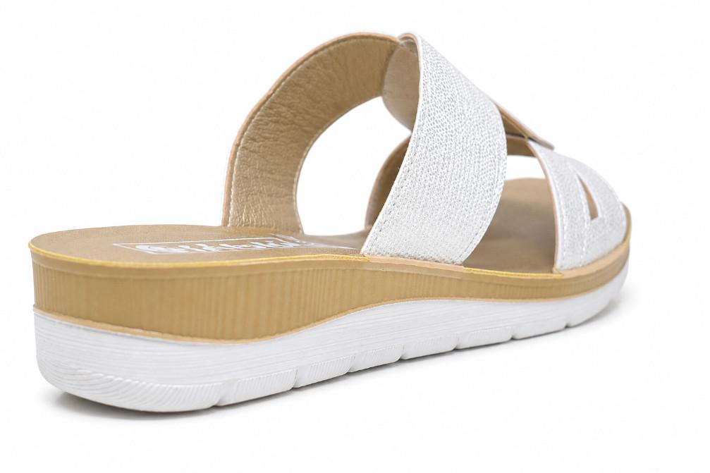 Sandalias con cuña Inblu BV000048 blancas para mujer