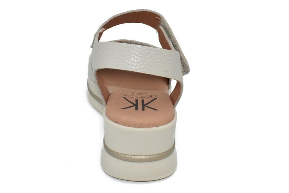 Sandalias Deportivas Cokketa 923 Beige Mujer | Piel, Plantilla Gel y Máximo Confort