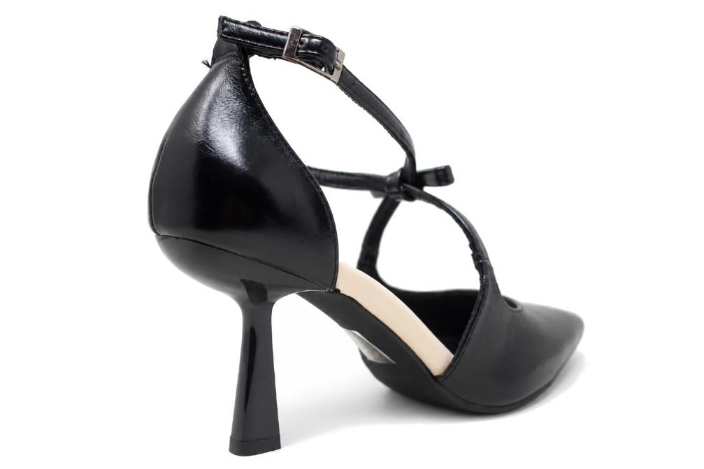 Zapatos con tacón de fiesta Menbur MB804 en negro con detalle de lazo