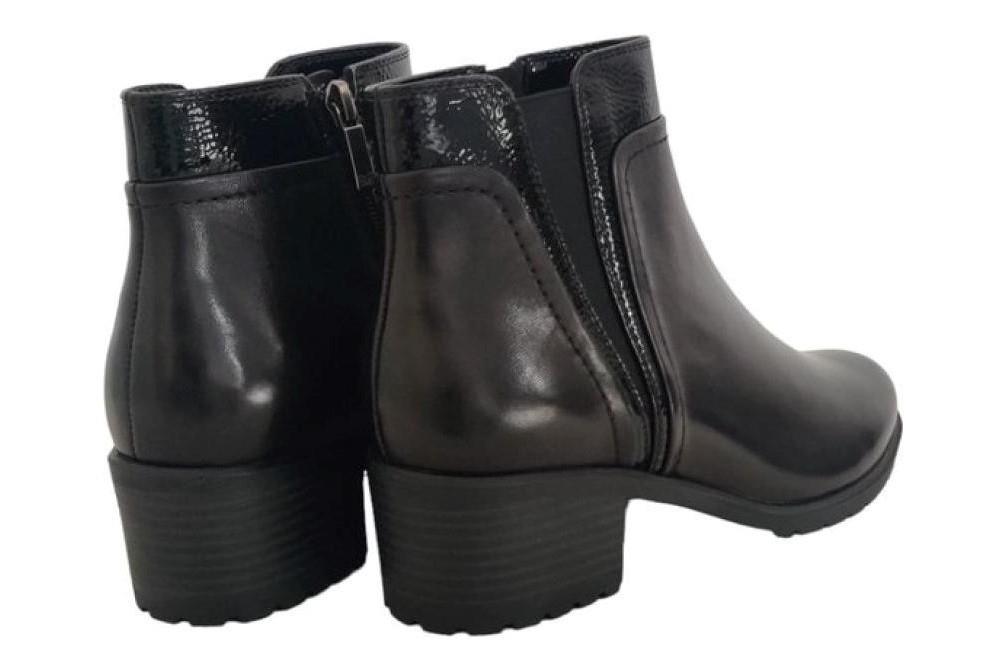Botines Regarde Le Ciel Zoya 16 en negro para mujer