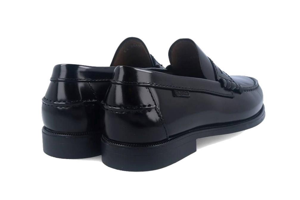 Zapatos castellanos Callaghan 9000 en negro para hombre