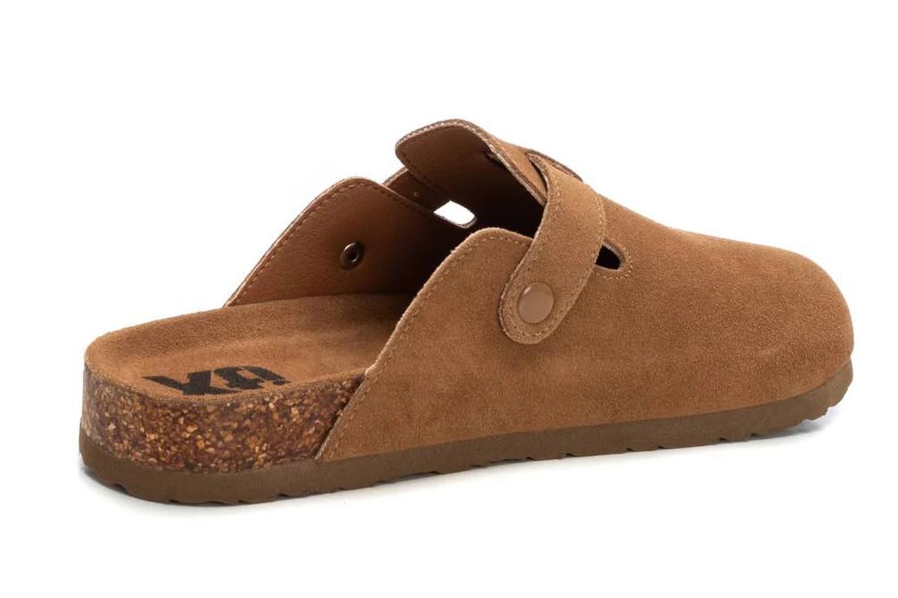 Zueco bio en camel para mujer XTI 142871 de Serraje