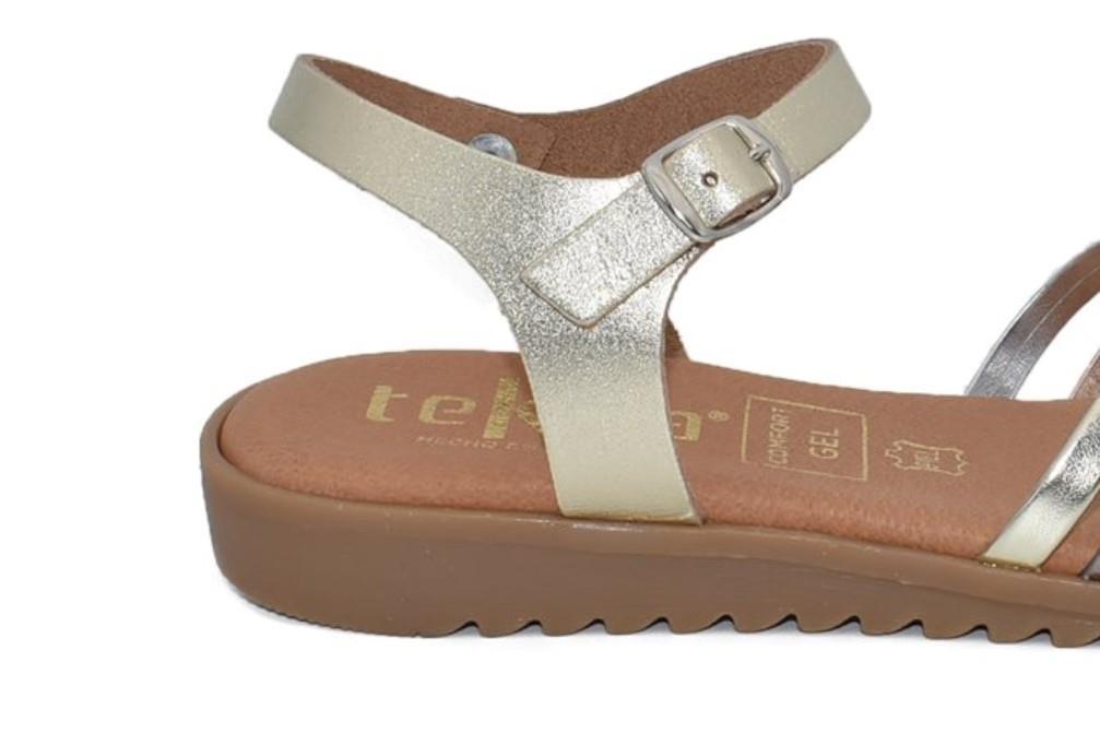 Sandalias planas Tekila 13152 en platino para mujer