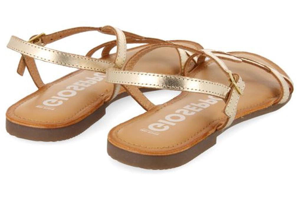 Sandalias planas Gioseppo Lamim 69113 en oro para mujer