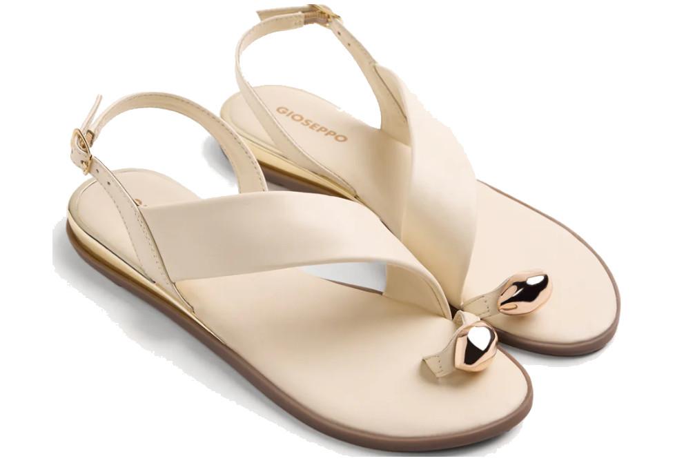 Sandalias Planas de Piel Gioseppo STONY 79072 Blancas para Mujer con Anillo Joya