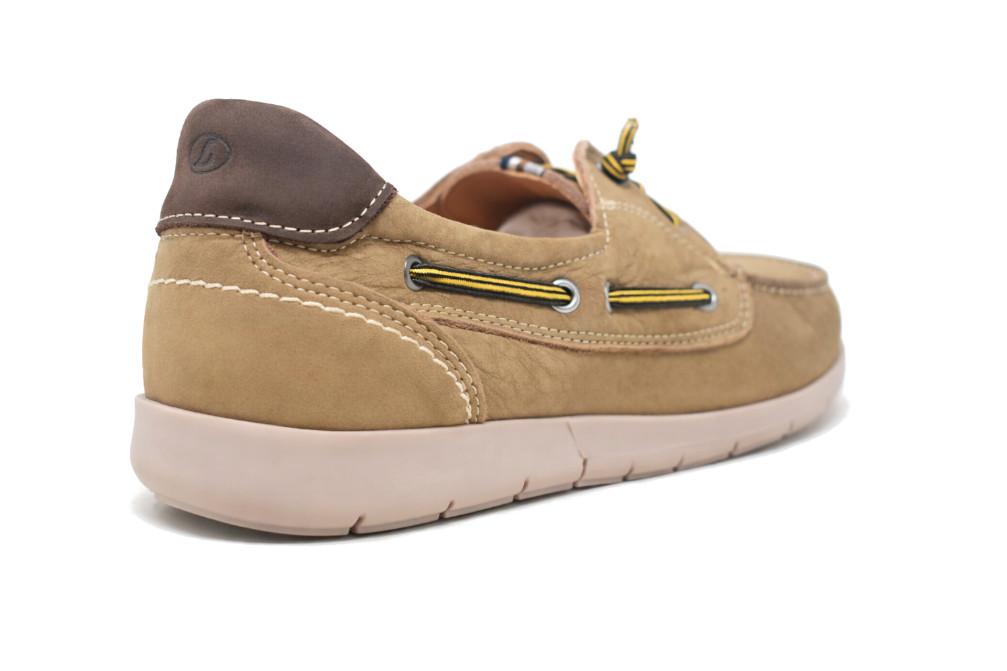 Náutico Luisetti 37208NO en color taupe para hombre. Zapatos de Piel con Cordones