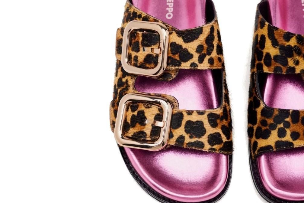 Sandalias planas bio Gioseppo MIFFLIN en piel de leopardo