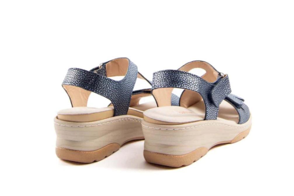 Sandalias con cuña Doctor Cutillas 49123 en azul marino para mujer