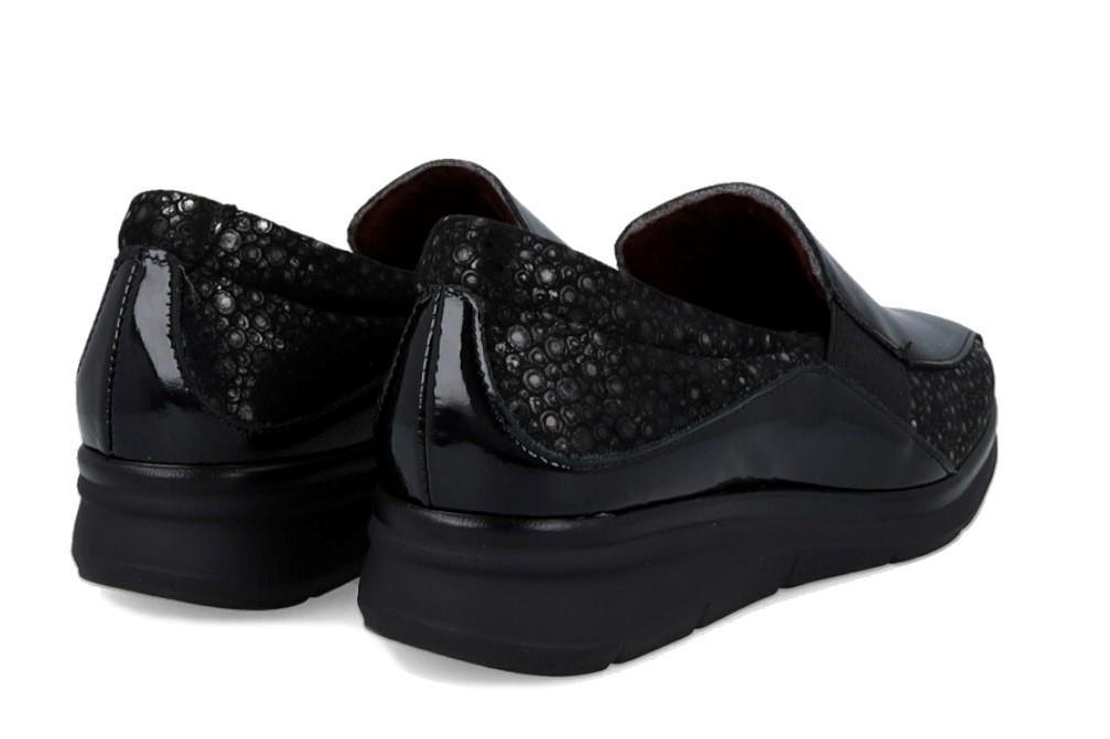 Mocasines cómodos Pitillos 10702 de color negro