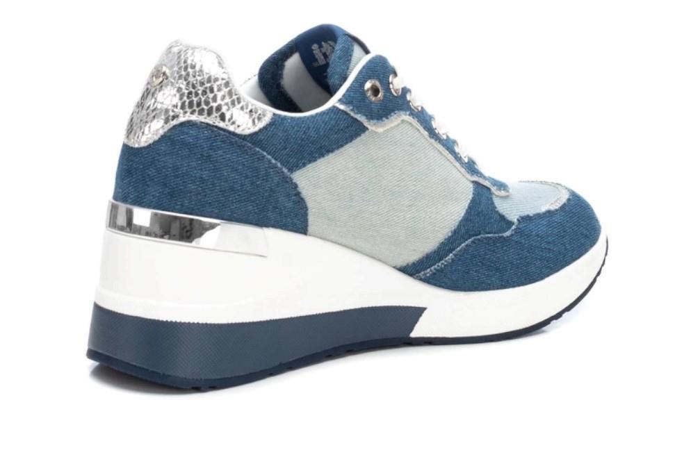 Zapatillas deportivas XTI 142651 para mujer en jeans