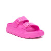 Sandalias planas  XTI 142550 en fuxia para mujer