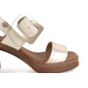 Sandalias con cuña Chamby 899 en platino para mujer