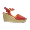 Sandalias con cuña TOP3 9535 en rojo para mujer