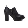 Zapatos de tacón XTI 142989 en negro para mujer