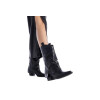 Botines western XTI 143467 en negro para mujer