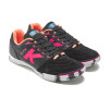 Zapatilla de Fútbol Sala Kelme Elite 55904 en color Negro y Fucsia para hombre