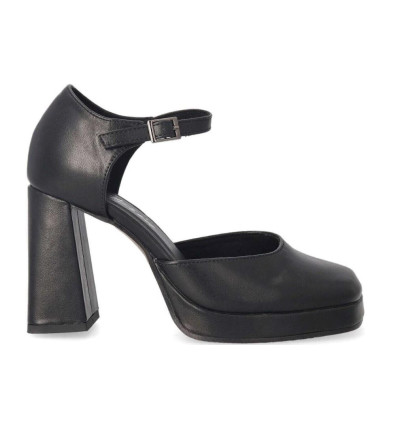 Zapatos de tacón Isteria 22172 en negro para mujer