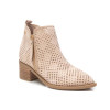 Botines calados XTI 143961 en beige para mujer