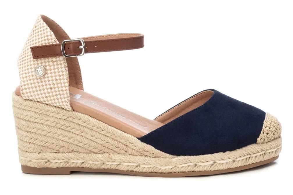 Alpargatas con cuña XTI 140746 en negro – Valenciana Vegana