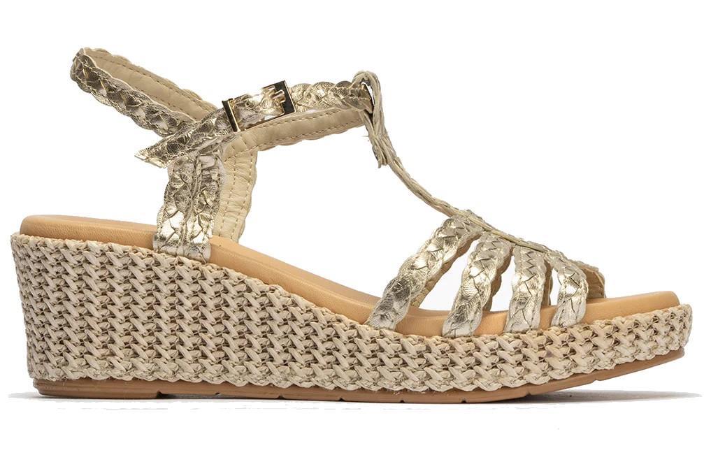 Sandalias con cuña Pitillos 10565 en oro para mujer
