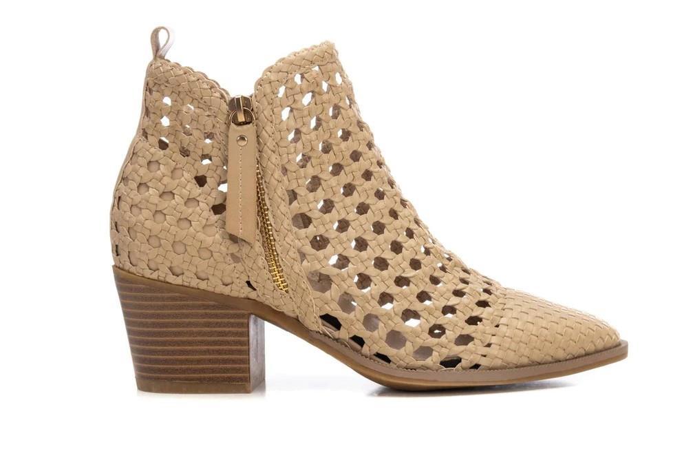 Botines de verano Carmela 162344 en beige para mujer