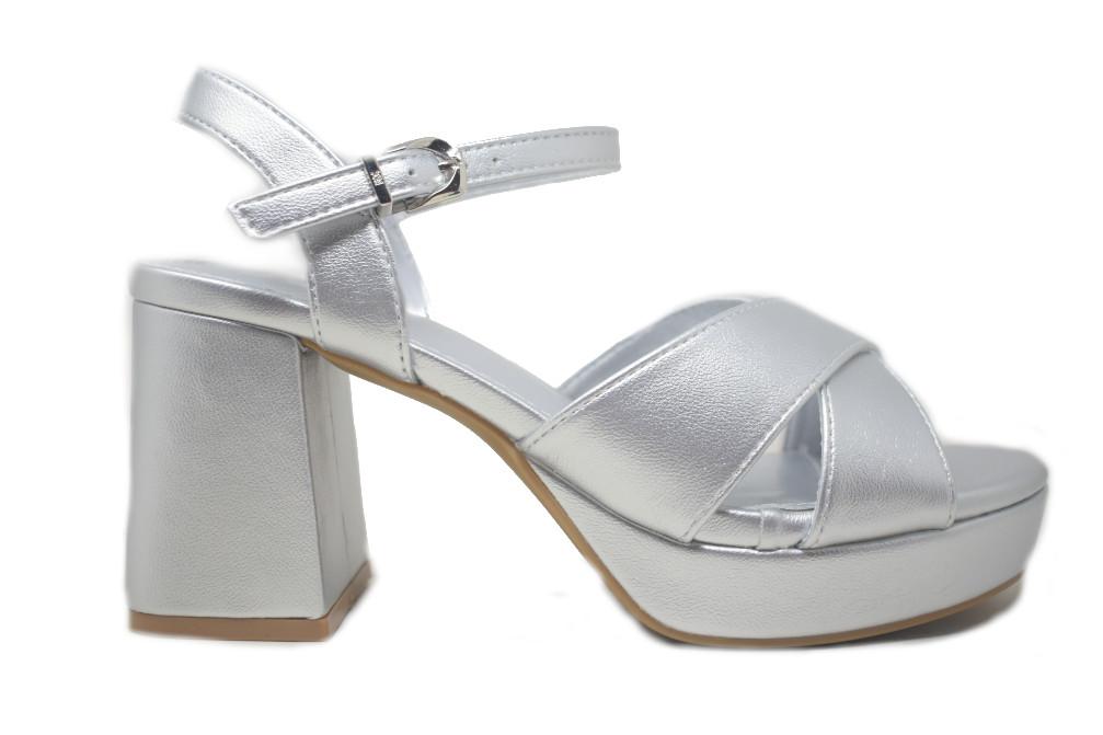 Sandalia de tacón con plataforma Xti 145288 en plata