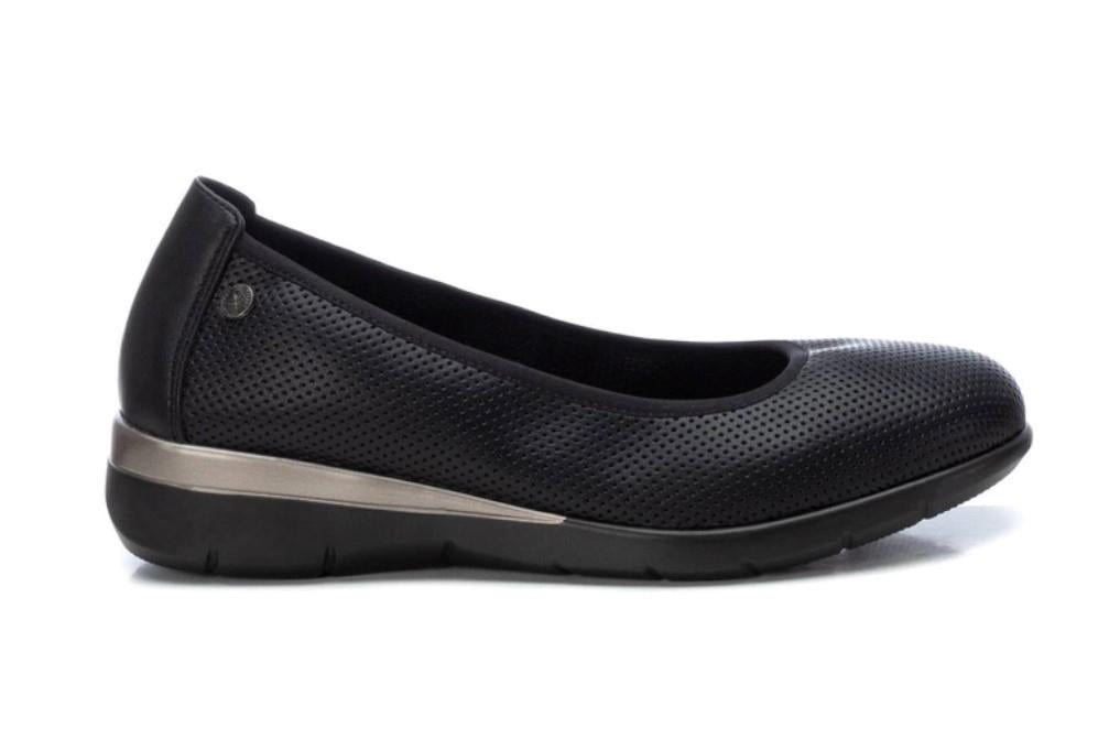 Bailarinas deportivas Xti 142538 en negro para mujer