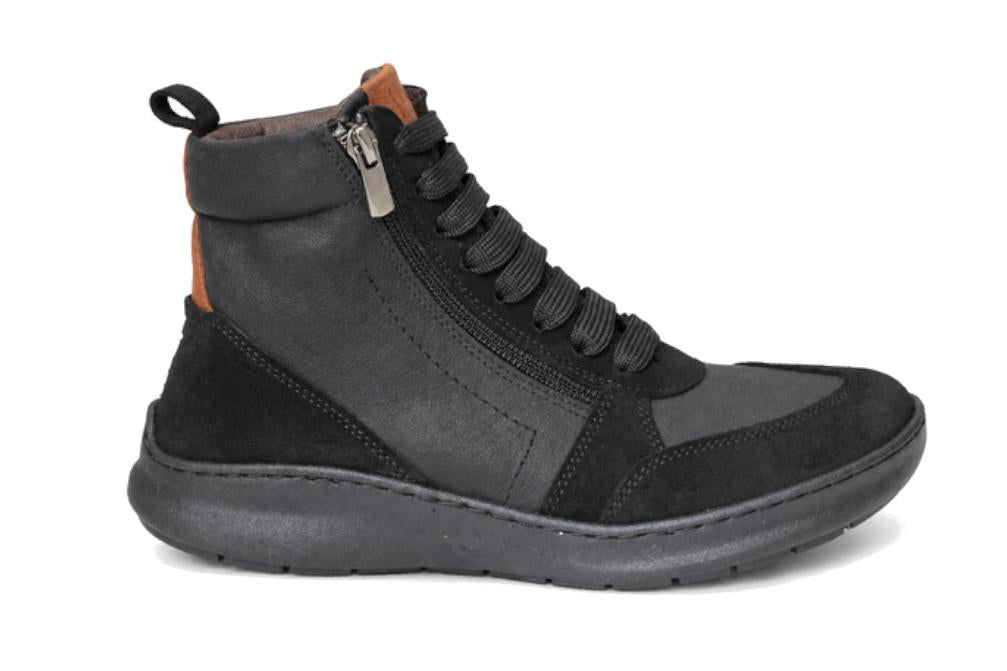 Botines deportivos Walk and Fly Travesía Irati 6004 B6 negros para mujer