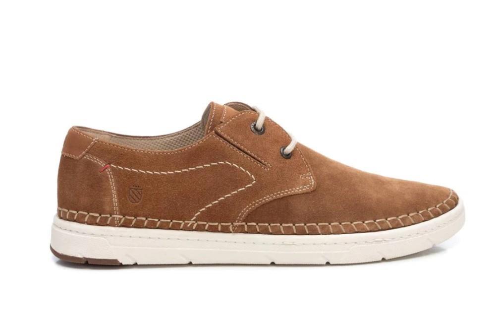 Zapatos con cordones Carmela 16145403 en camel