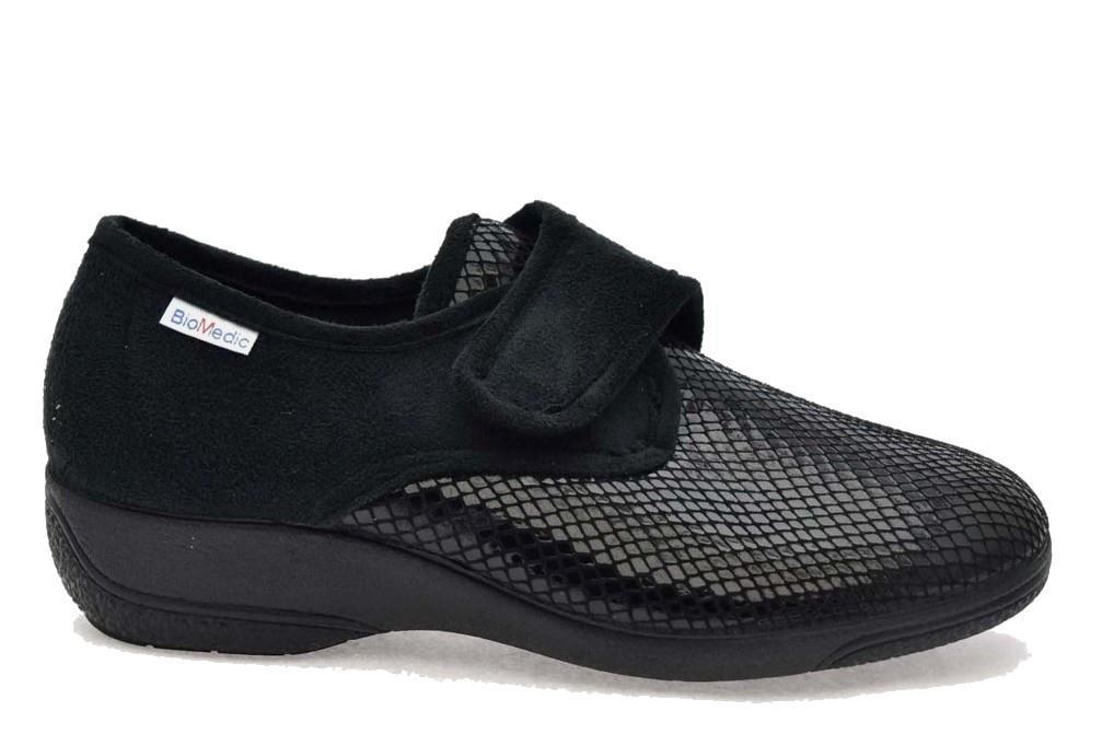 Zapatillas de casa Cabrera 533 en negro para mujer