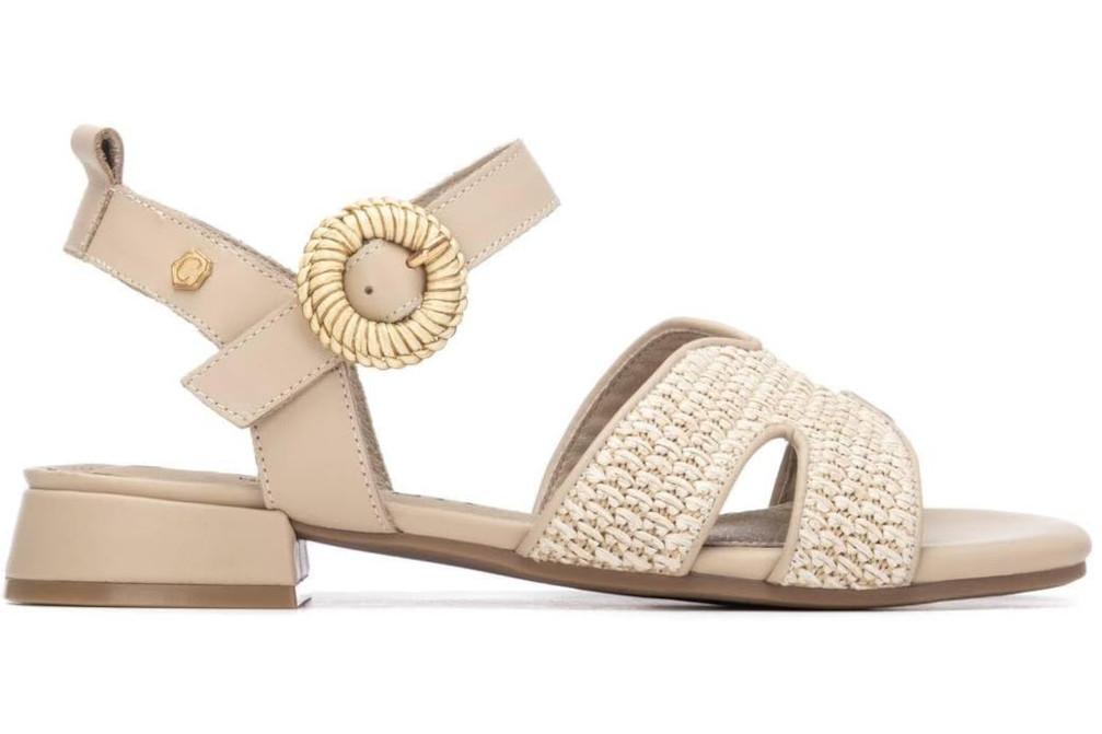 Sandalias planas Carmela 163273 Beige para Mujer | Diseño Trenzado Tipo Rafia y Suela Antideslizante