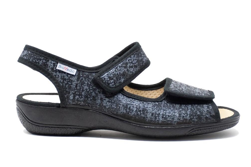 Zapatillas de casa Cabrera BioMedic Corina 5474 en negro para mujer