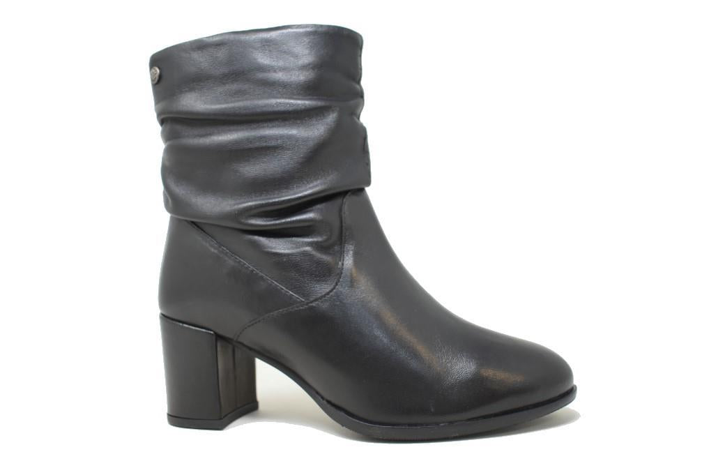 Botines de tacón Top3 SS24861 en negro para mujer