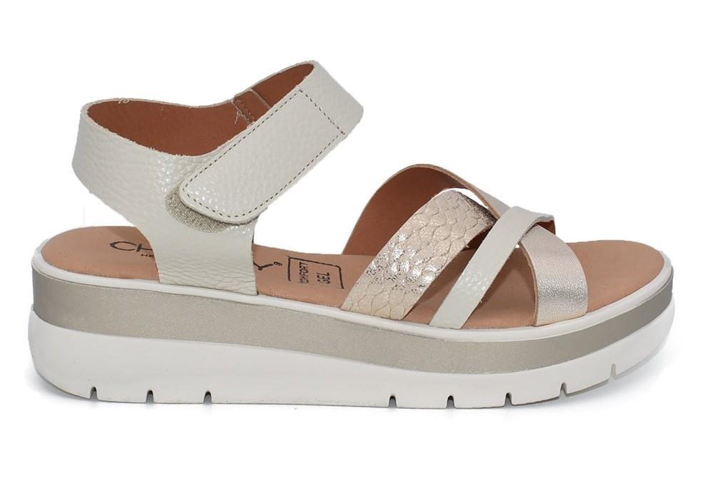 Sandalias con cuña Chamby 912 en beige para mujer